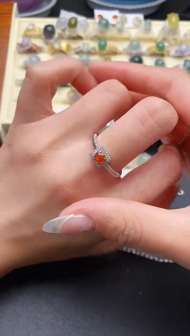 【闪购商品】翡翠戒指银S925镶嵌22222222+10