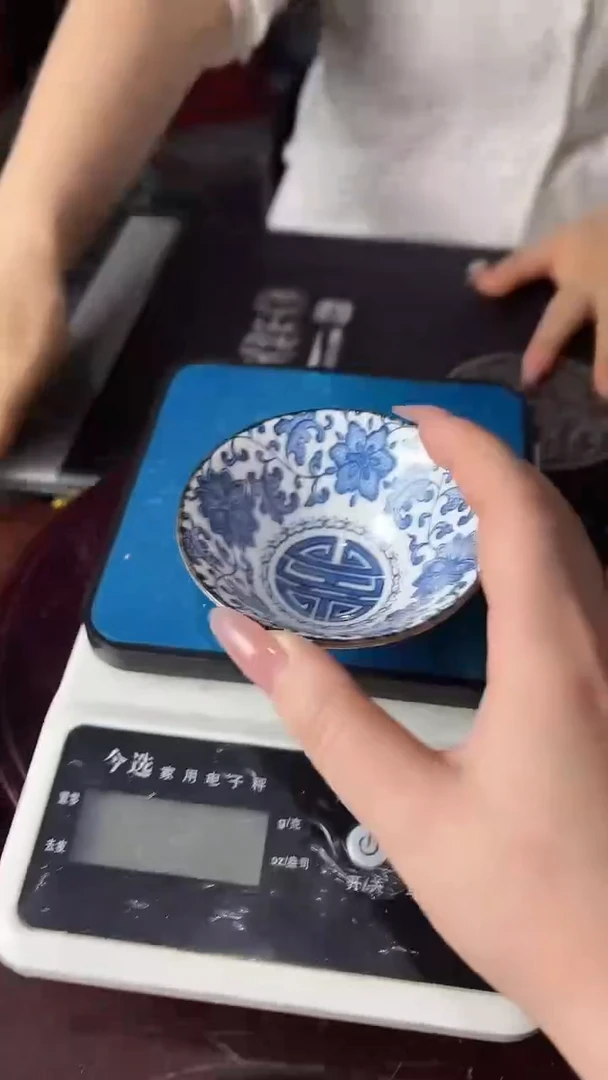 摆件缠枝莲陶瓷杯B826