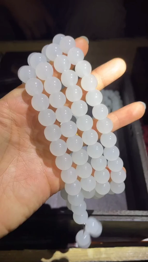 和田玉未镶嵌颈饰白玉108颗项链1件