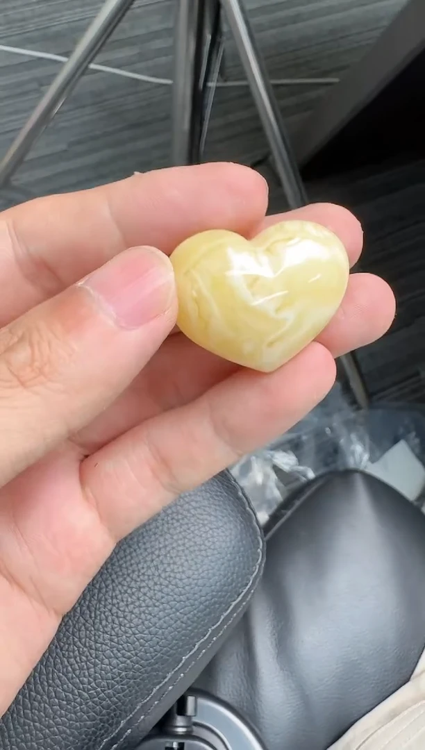 未镶嵌颈饰琥珀糖*蜜蜡吊坠