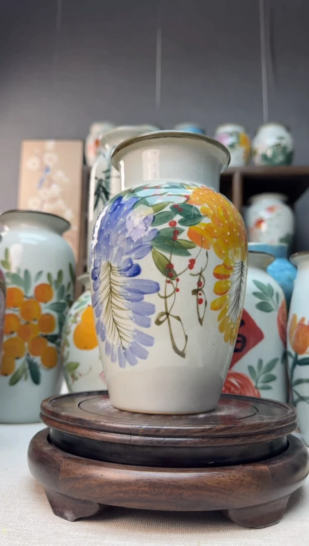 【闪购商品】瓶景德镇手绘陶瓷花瓶底部无孔高20口9左右
