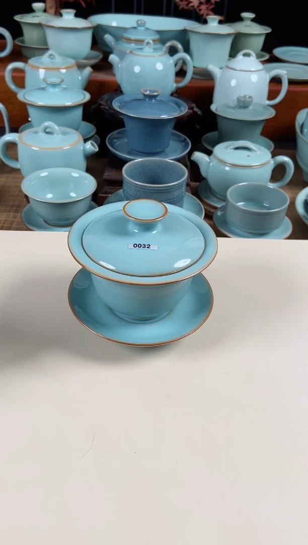 【闪购商品】其他32号全品无暇谢朝伟手签盖碗原泥胎