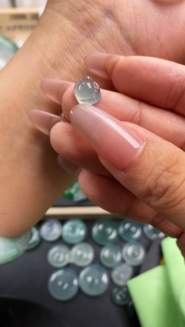 裸石翡翠福利品螃蟹