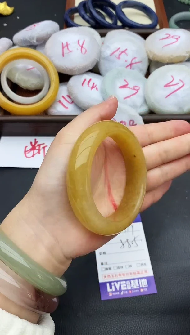 未镶嵌手镯石英质玉119+58.5