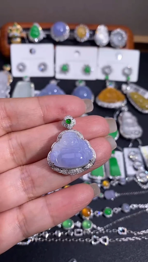 【闪购商品】翡翠吊坠(不含链)18K金镶嵌吊坠