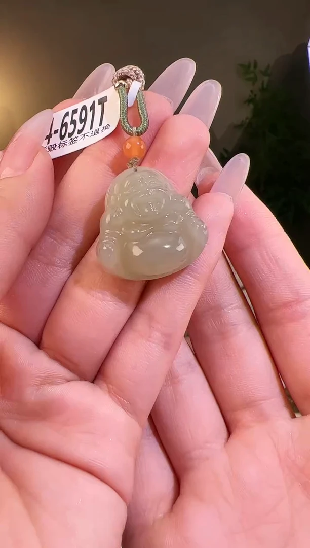 【闪购商品】和田玉颈饰未镶嵌佛公6591
