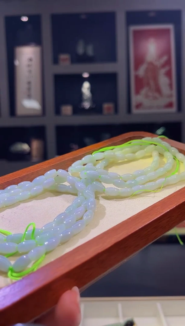 翡翠未镶嵌颈饰MFC0724016（多样性发其一）