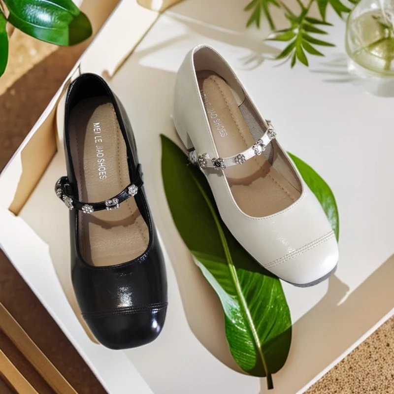 2975圆头13复古女鞋夏季女鞋一脚蹬耐磨平底浅口单鞋方头