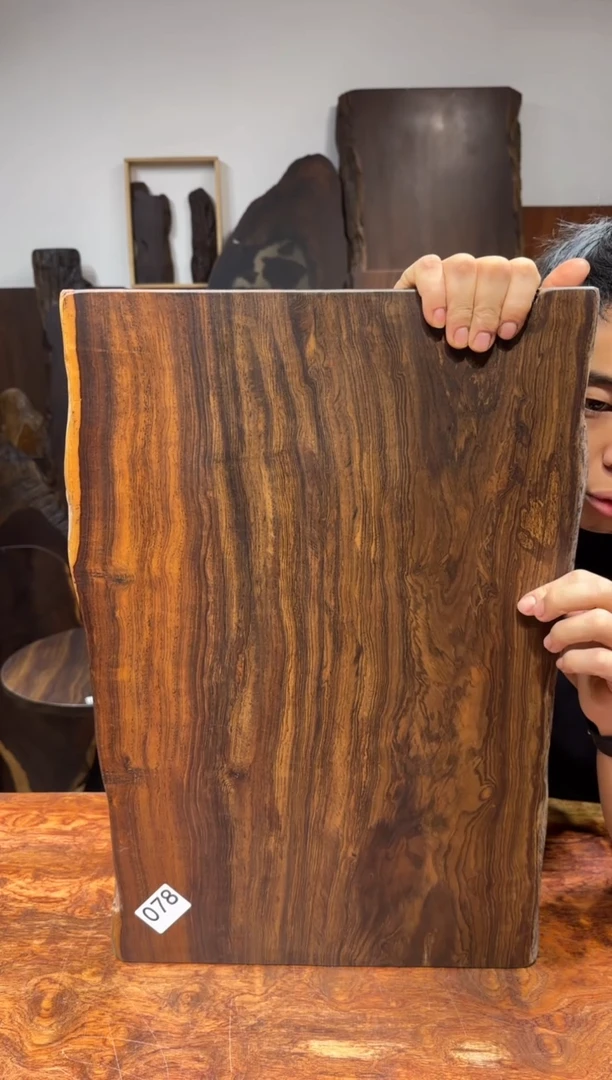 风车木（黑檀木）尺寸55*37*2编号078