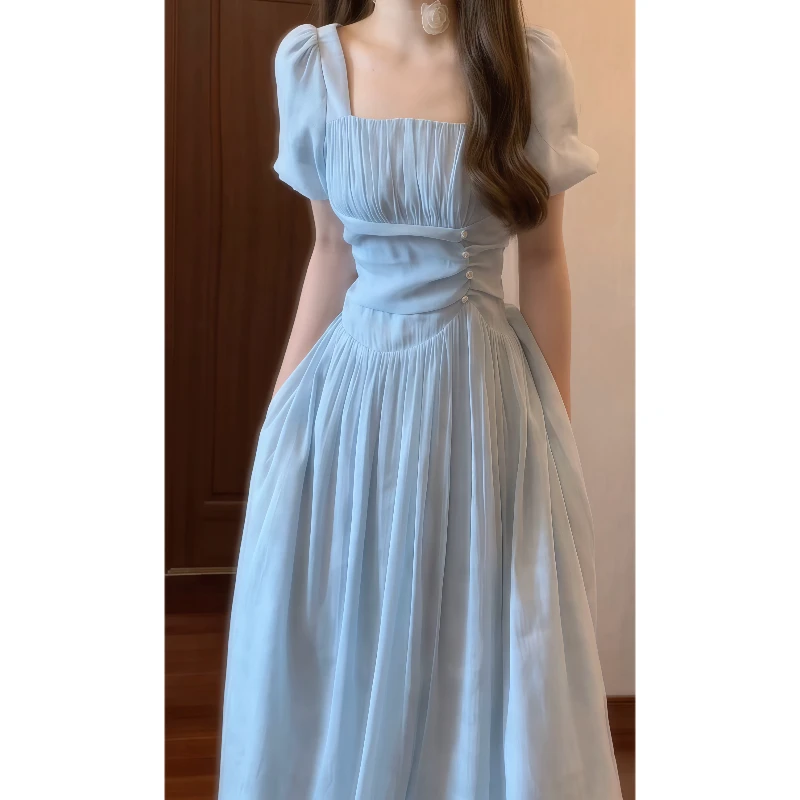 法式温柔显瘦蓝色方领连衣裙夏季新款复古泡泡袖收腰气质长裙9669