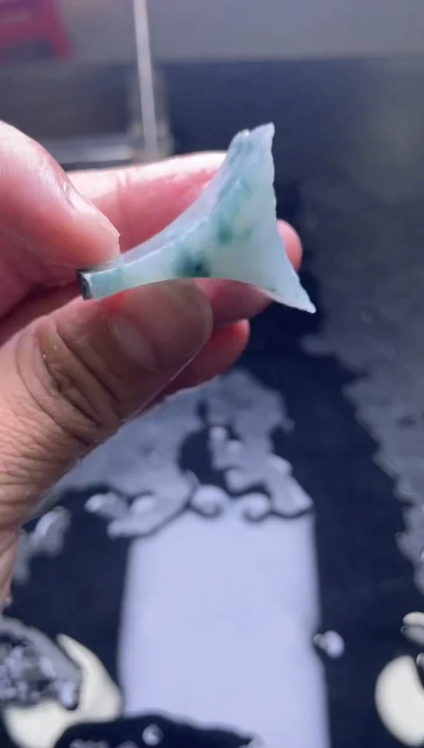 未镶嵌定制翡翠翡翠边角