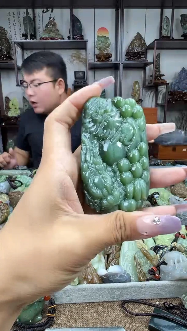 未镶嵌和田玉把件1