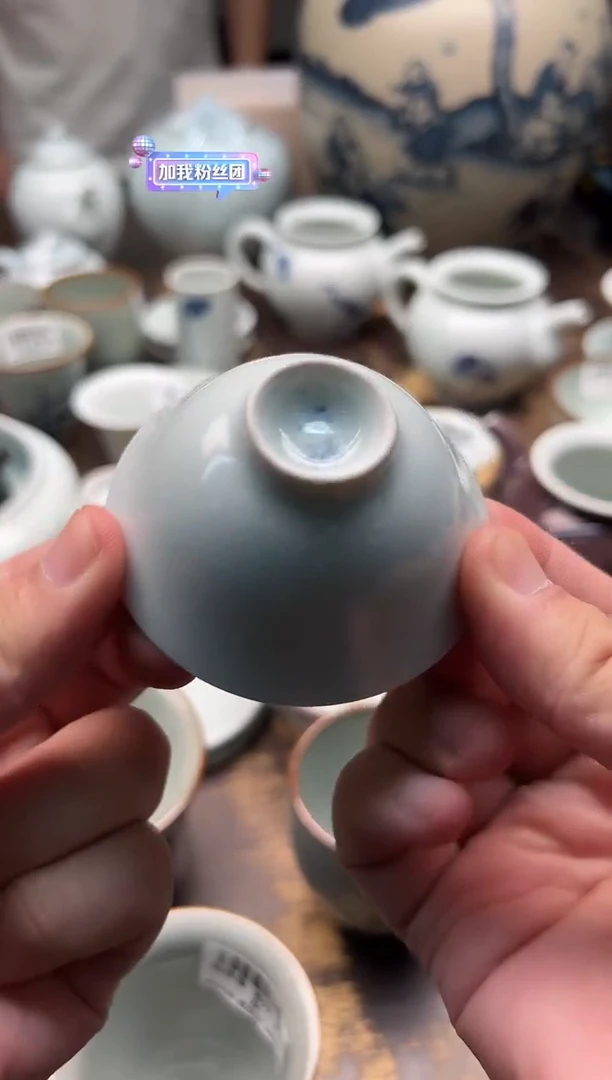 刘钦莹石桥青釉小反口杯