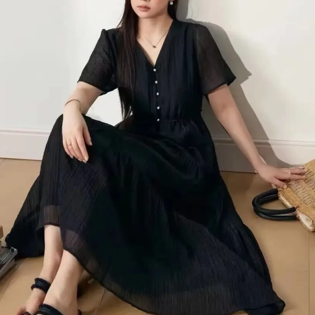 （以直播为准）2025夏季新款黑色高级V领连衣裙