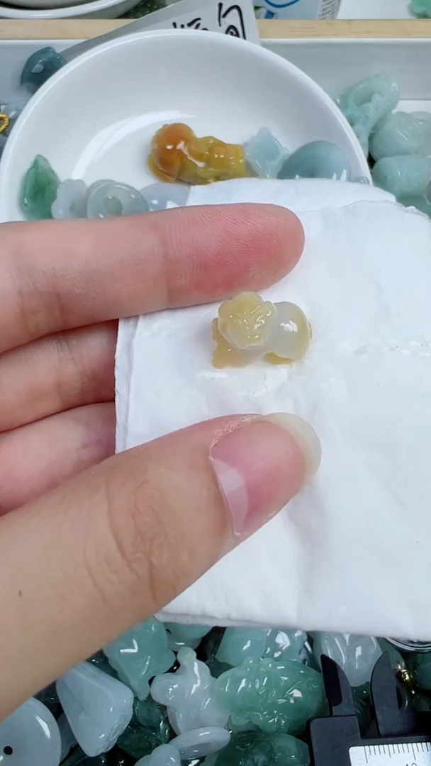 散珠翡翠585号链接，A货翡翠