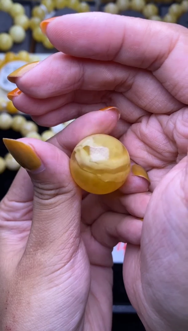 未镶嵌琥珀裸石 大小姐珠宝154