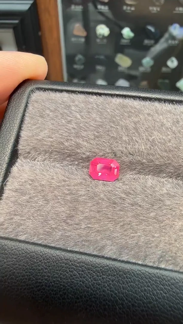 裸石尖晶石热粉马亨盖1ct-A425-1p