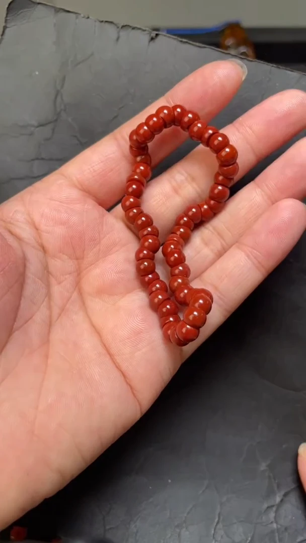 未镶嵌22南红玛瑙手串