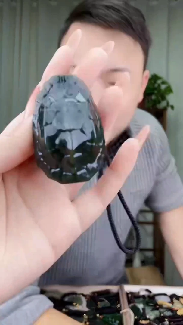 未镶嵌和田玉挂件和田玉拍一发一，多样性发货！