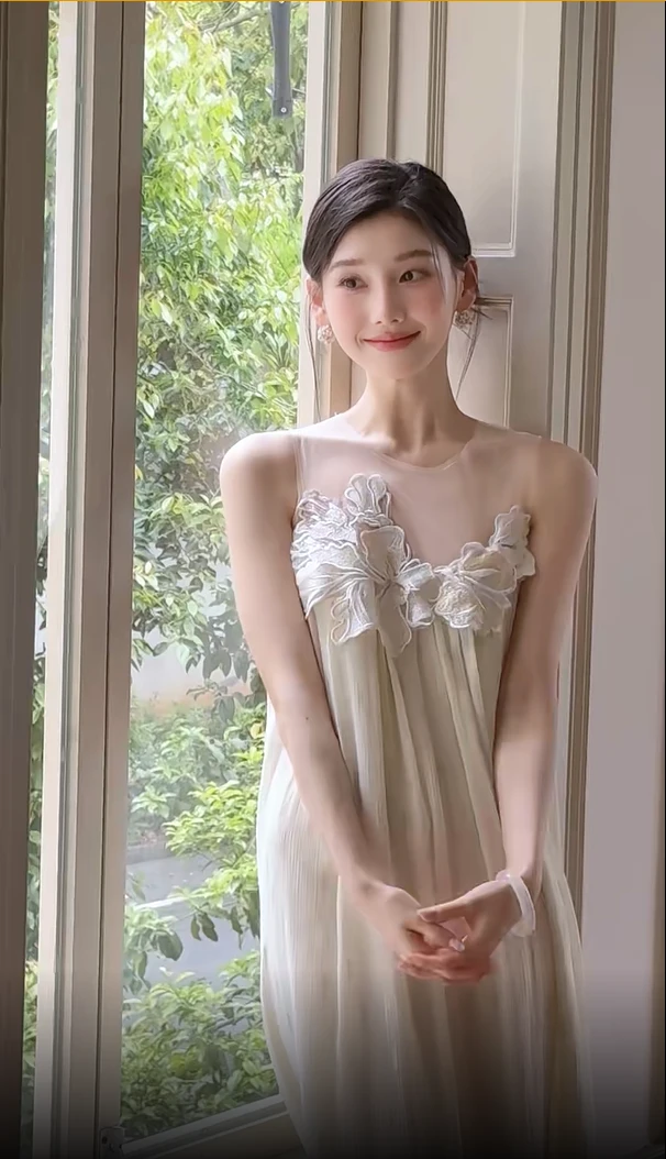 法式网纱吊带连衣裙女2025夏季新款立体花朵无袖背心裙气质长裙女