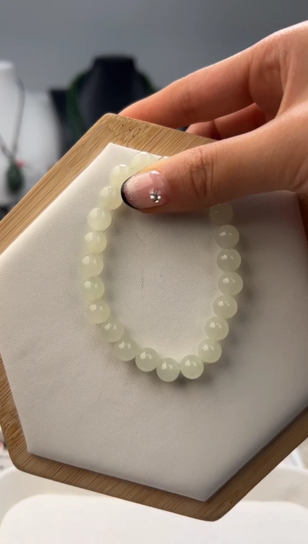 手串未镶嵌和田玉199