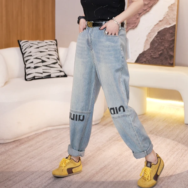 新款简约纯色复古水洗字母牛仔裤 1108
