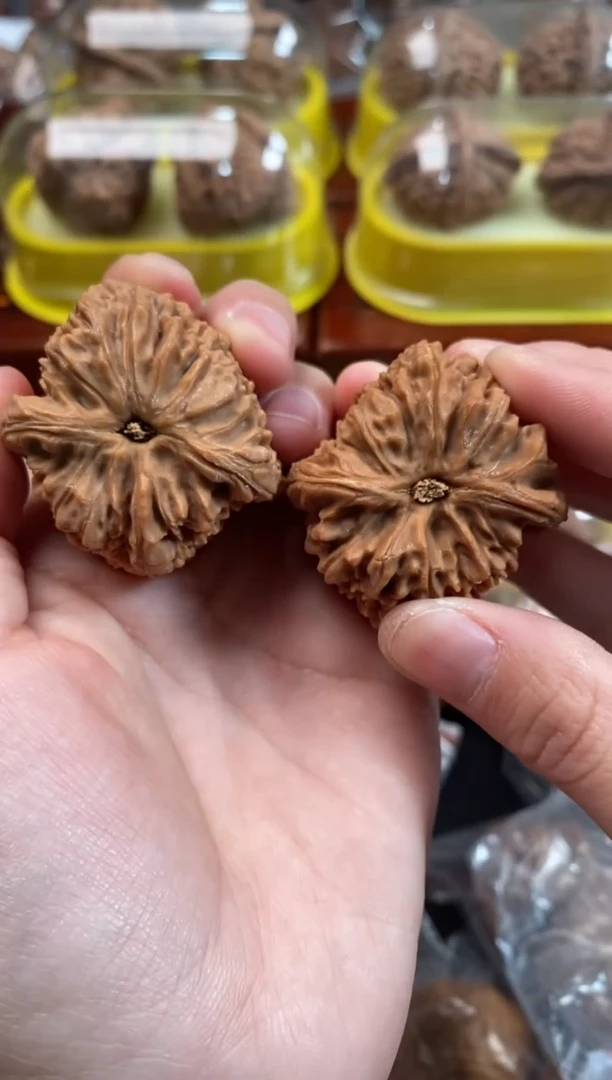 把件文玩核桃南疆石38尺s111