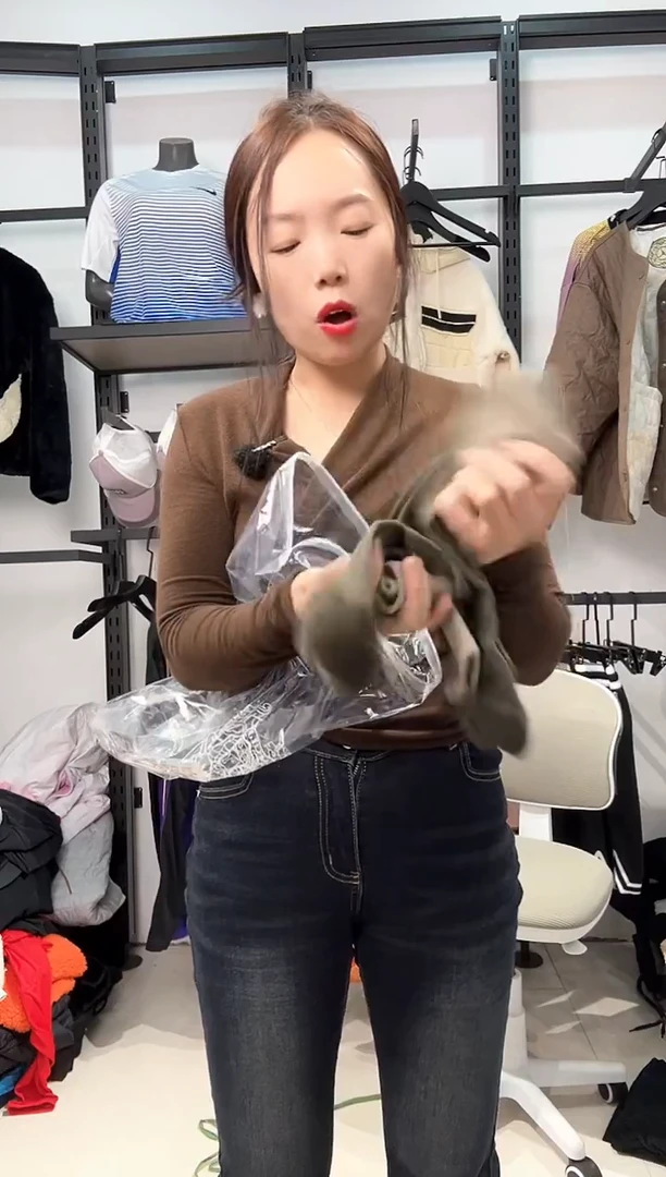 2778编码  瑕疵直播间过款为准 尺码