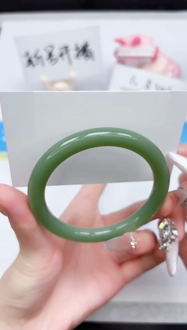 石英质玉手镯未镶嵌104-58.1