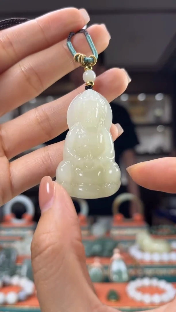 和田玉未镶嵌颈饰佩佩