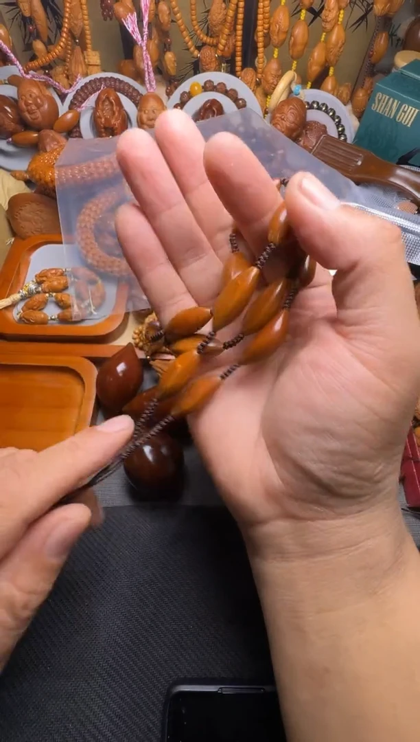 手串橄榄核柳叶核脖挂一个