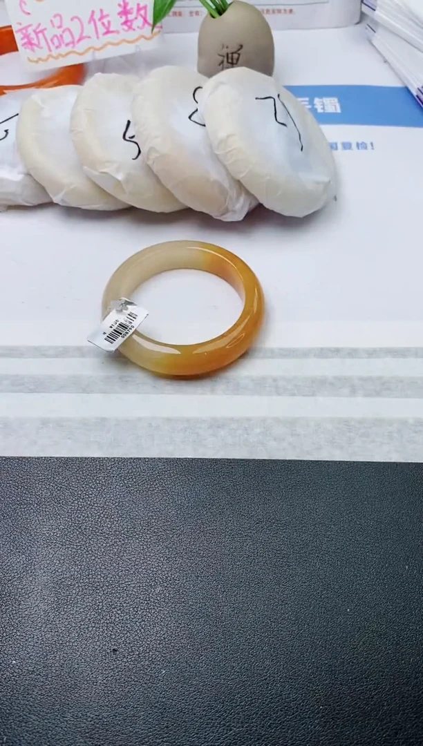 石英质玉手镯未镶嵌w66-H1