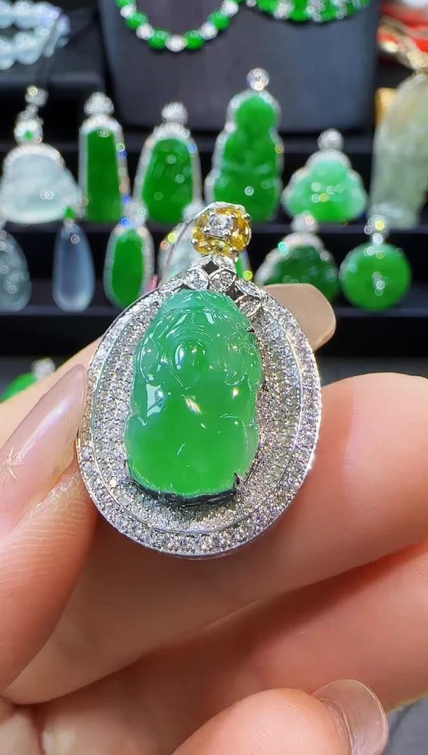 【闪购商品】翡翠吊坠(不含链)18K金镶嵌吊坠