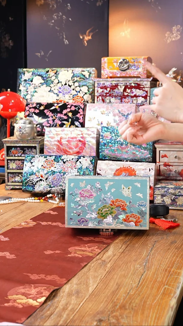 【闪购商品】瓷片螺钿工艺香椿木首饰盒