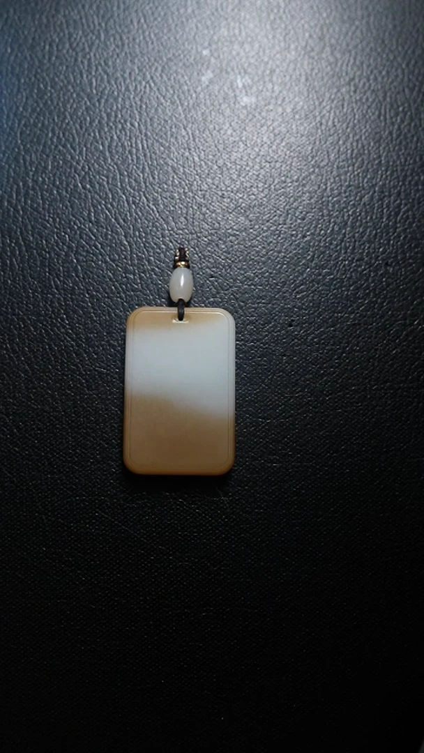 颈饰未镶嵌和田玉无事牌