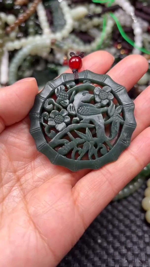 【闪购商品】和田玉颈饰未镶嵌.