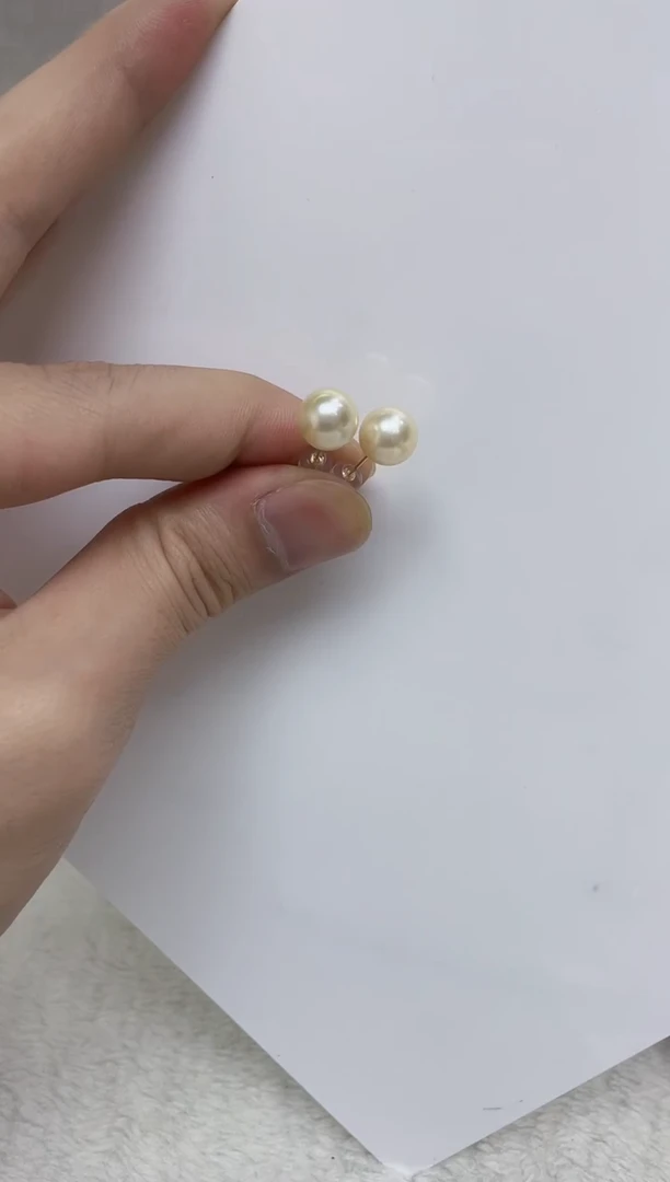 18K金镶嵌耳饰海水珍珠