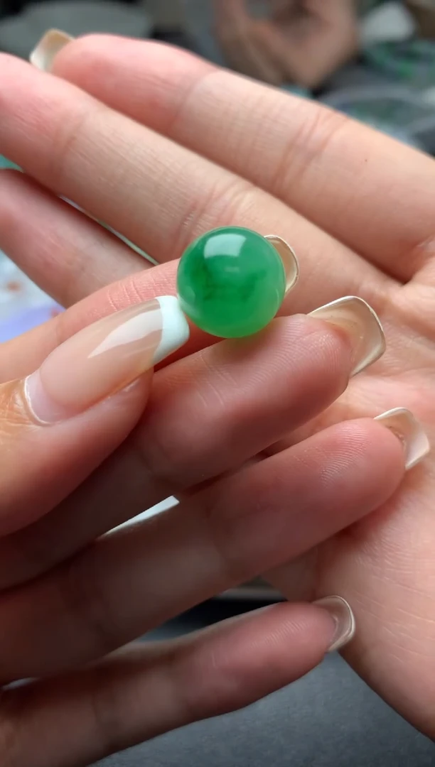 定制翡翠未镶嵌毛货