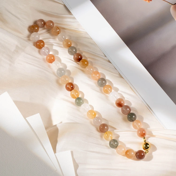 BEREAL彼悦·【彩虹啵啵】冰透彩兔毛水晶项链——多样性发其一