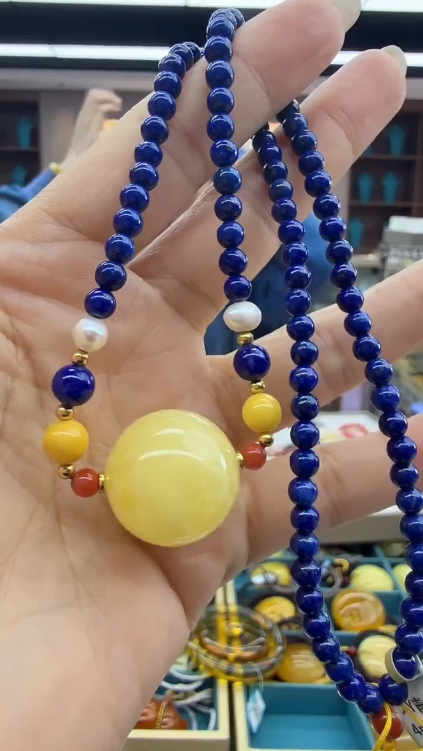 未镶嵌青金石颈饰292秒拍号 假一罚三