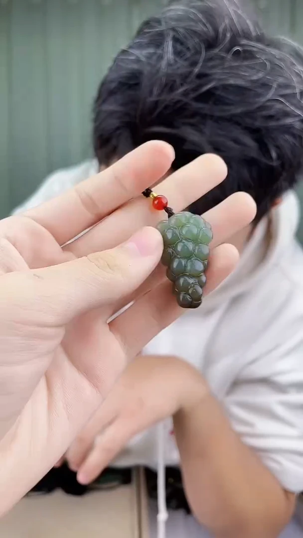 颈饰未镶嵌和田玉和田玉拍一发一，多样性发货！