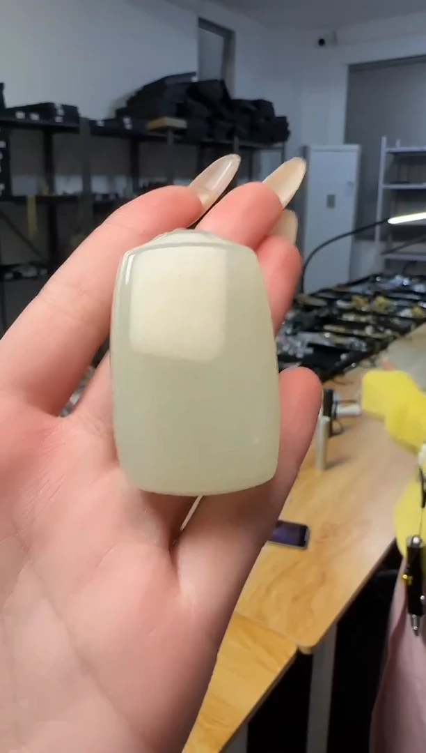 颈饰未镶嵌和田玉晴水无事牌