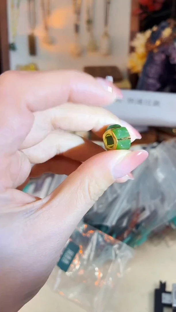 未镶嵌和田玉手饰@@I086D016872