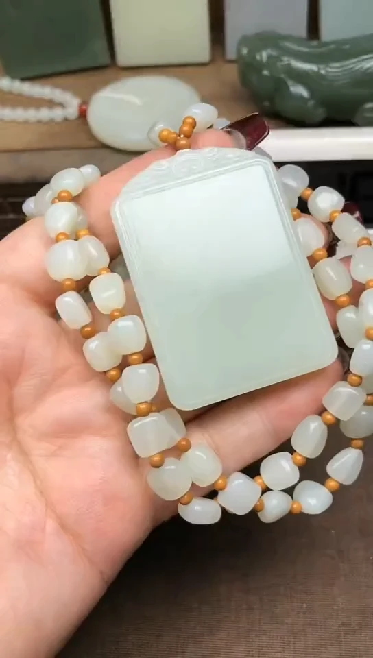 【闪购商品】和田玉颈饰未镶嵌菲菲