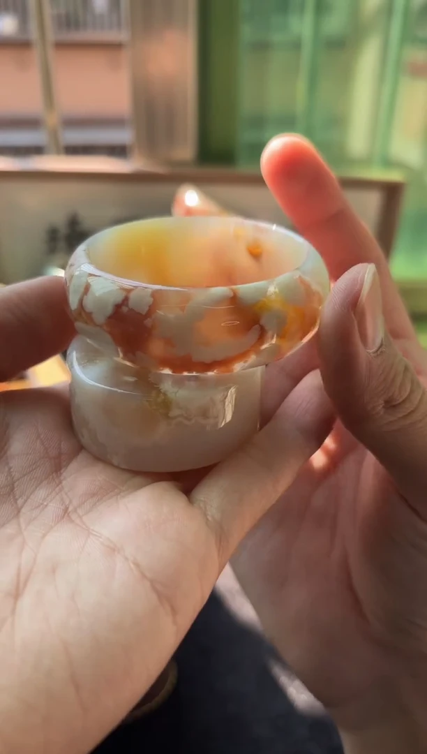 【闪购商品】石英质玉手镯未镶嵌C301(53圈赠送镯心)