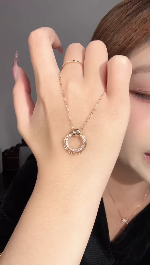 颈饰18K金镶嵌钻石3.96g