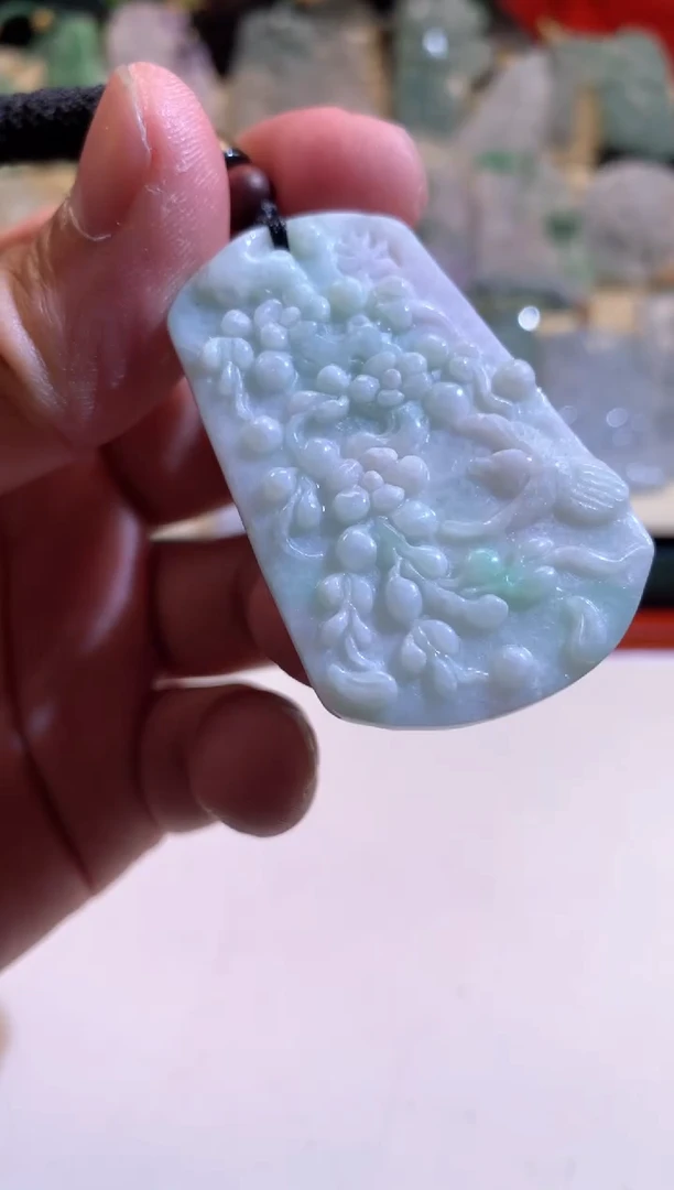 【闪购商品】翡翠颈饰未镶嵌01/15/98