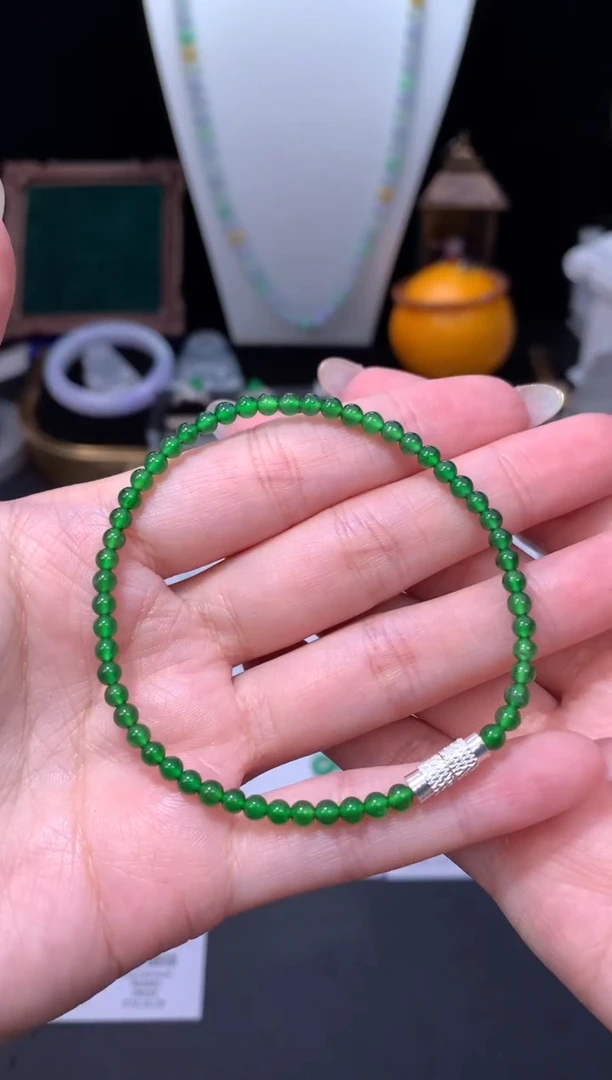 未镶嵌定制翡翠48小时鉴赏期 退货不扣服务费