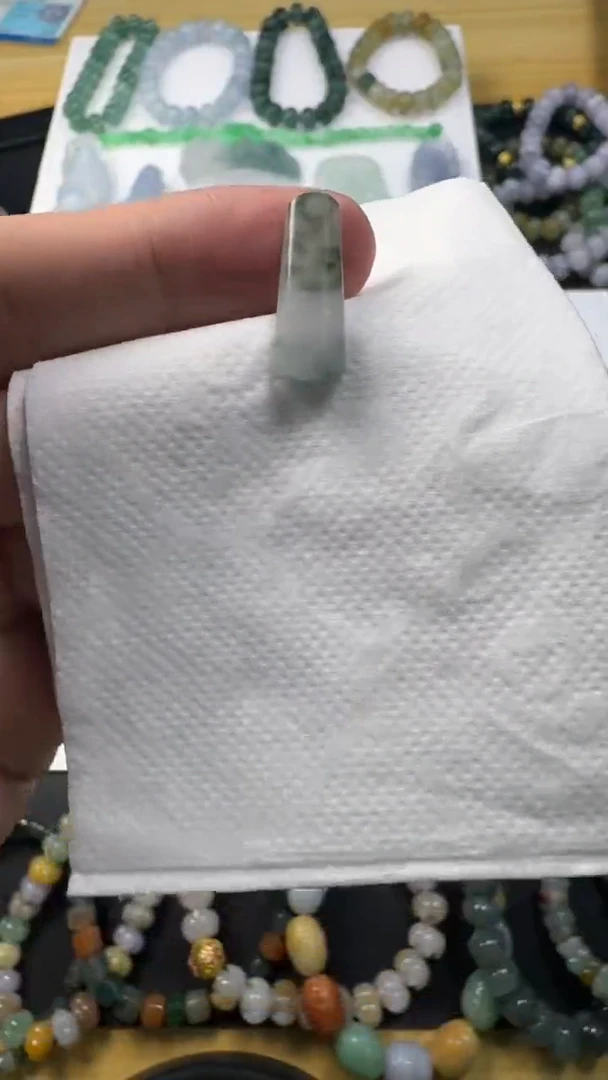 颈饰未镶嵌翡翠【闪购商品】 天然翡翠