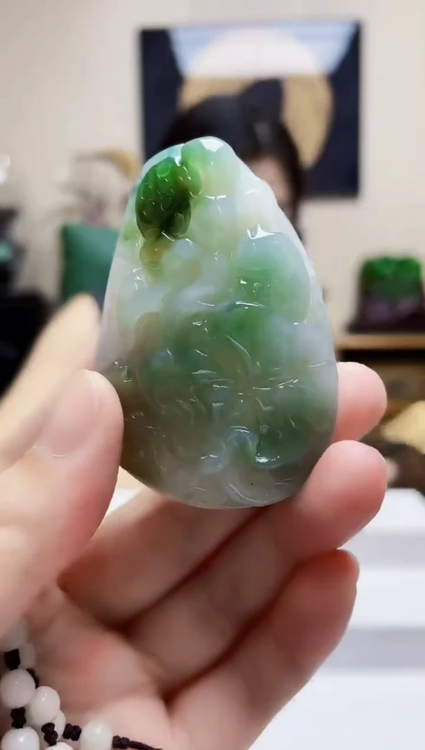 未镶嵌定制翡翠吊坠94